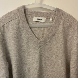 Buck Mason Heather Gray Cashmere V-Neck Men's Sweater